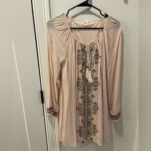 En Crėme Light pink tunic/minidress with beautiful gold and deep pink stitching.